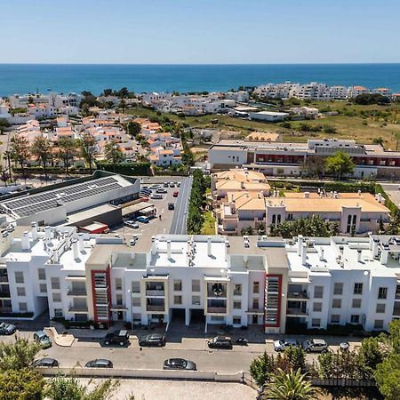 Apartamento T2 Eucalipto 2A Olhos de Agua  Exteriér fotografie