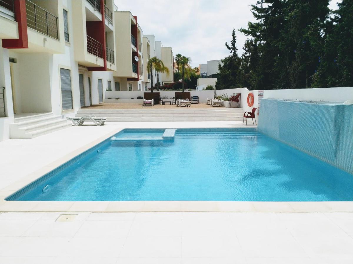 Apartamento T2 Eucalipto 2A Olhos de Agua  Exteriér fotografie