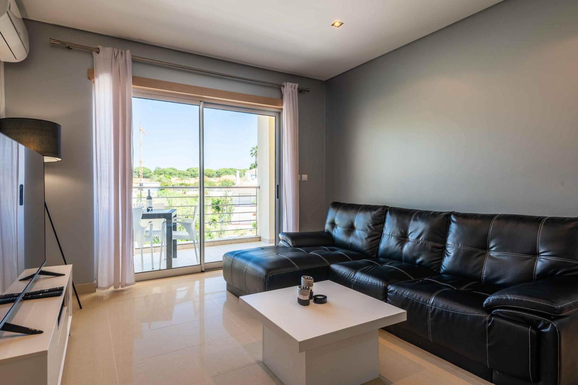 Apartamento T2 Eucalipto 2A Olhos de Agua  Exteriér fotografie