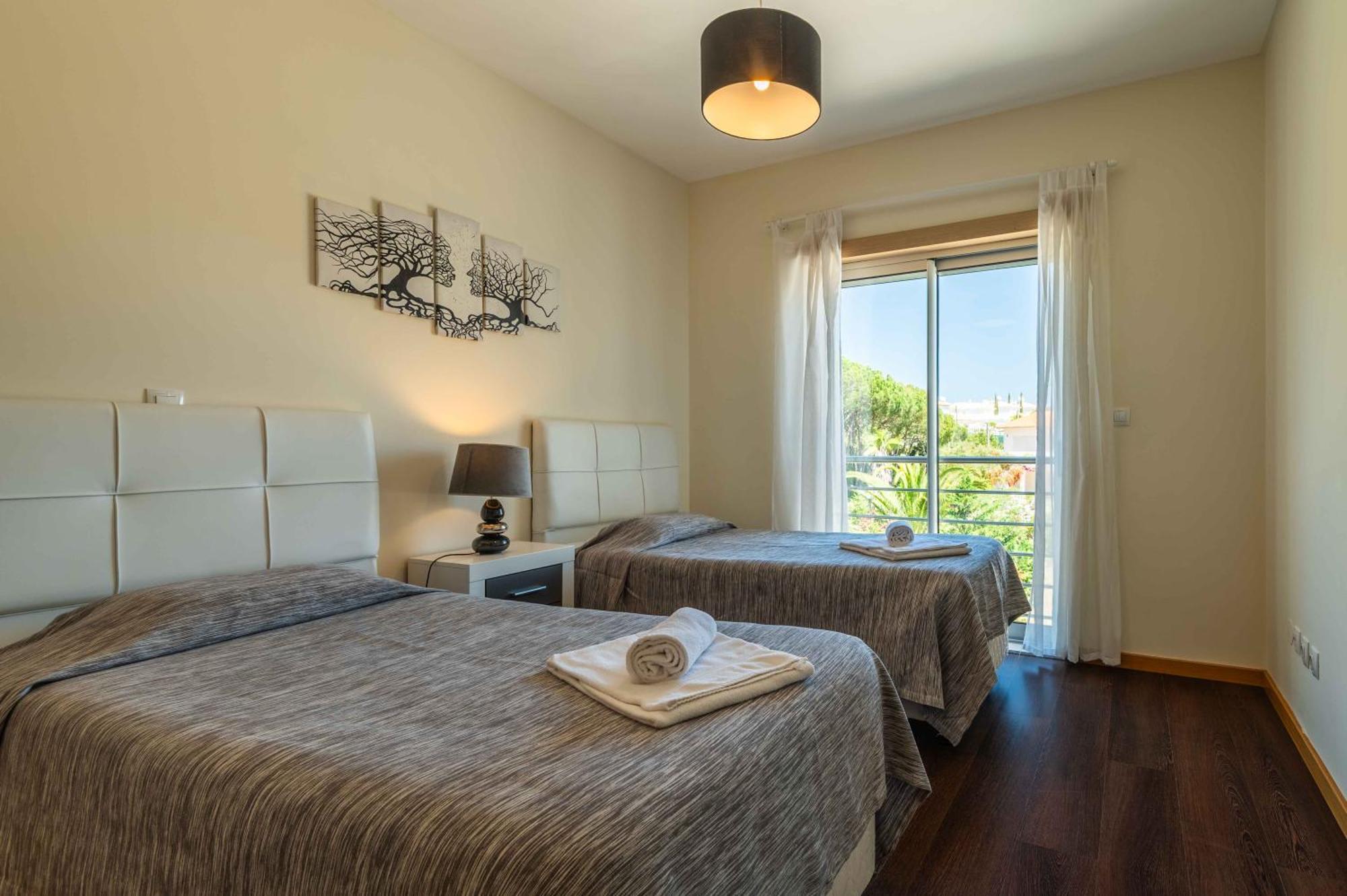 Apartamento T2 Eucalipto 2A Olhos de Agua  Exteriér fotografie