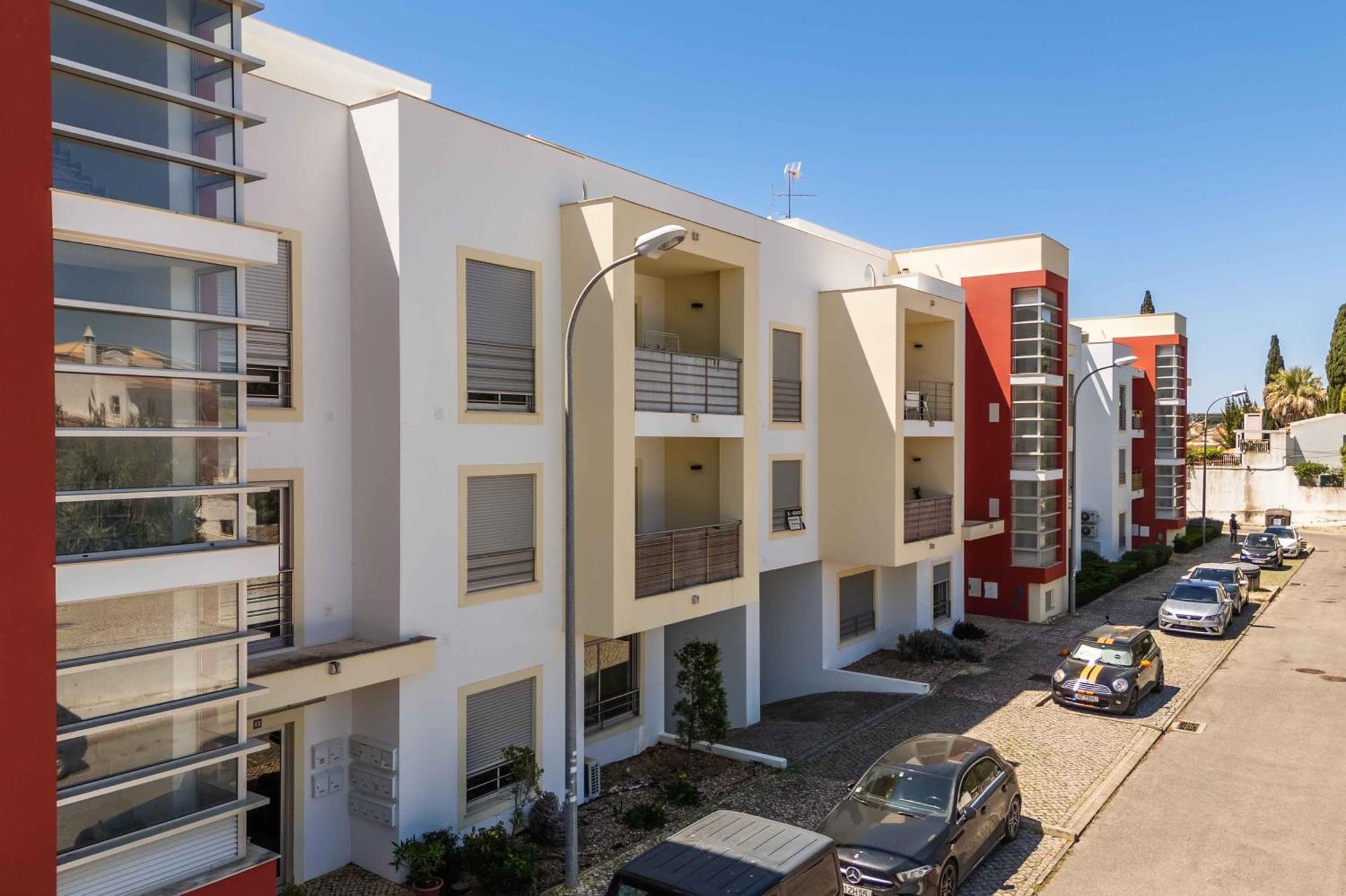 Apartamento T2 Eucalipto 2A Olhos de Agua  Exteriér fotografie